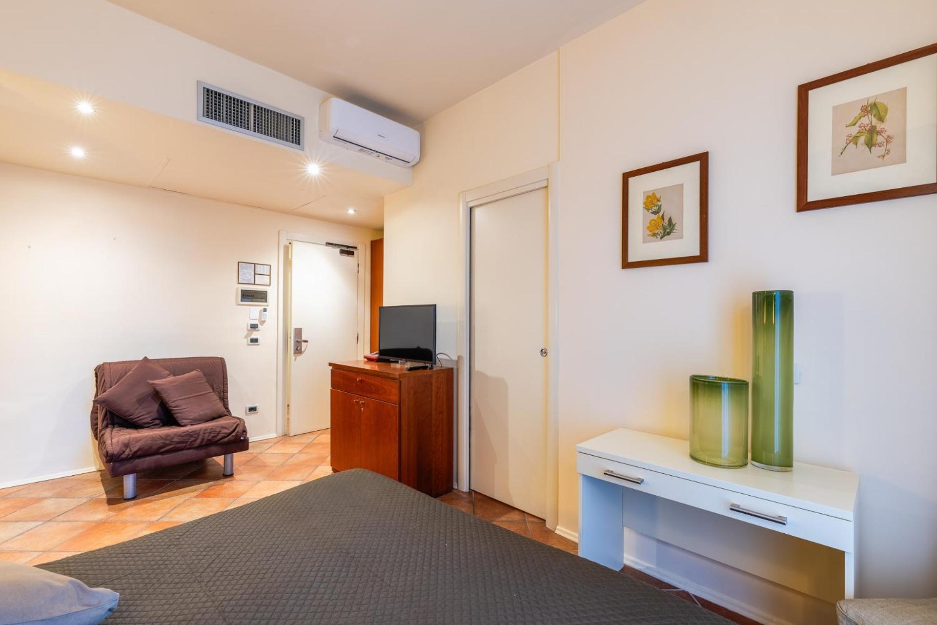 Residence Villa Firenze アラッシオ エクステリア 写真